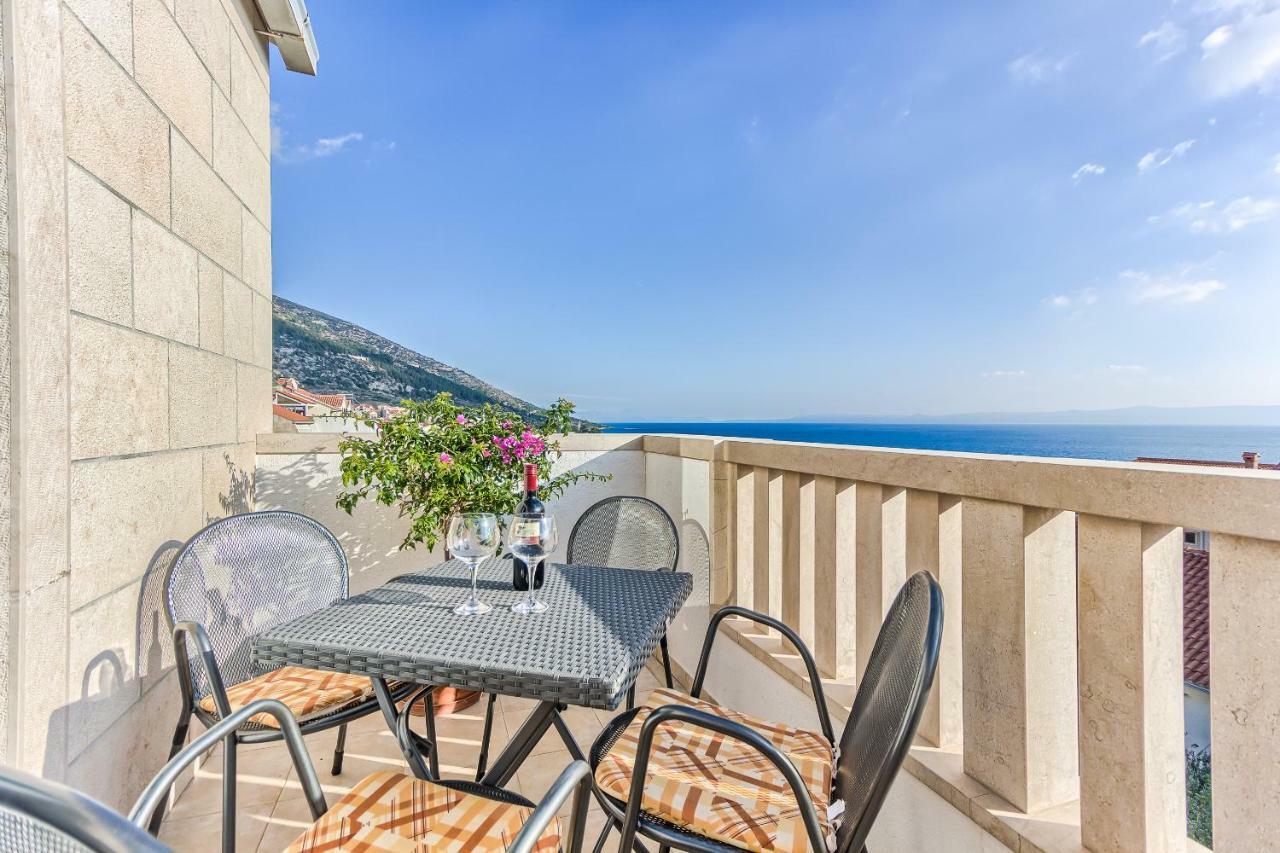 Apartment Adriano Bol Bagian luar foto